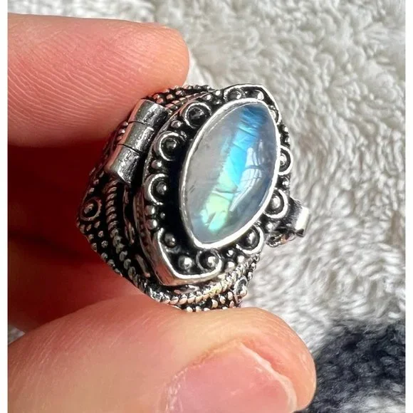 925 Rainbow Flash Moonstone POISON Ring 6, 7, 10 - Picture 4 of 13